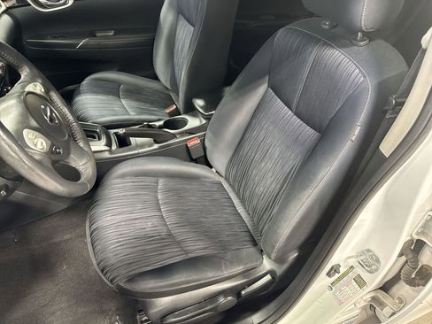 Used 2016 Nissan Sentra SV image 23