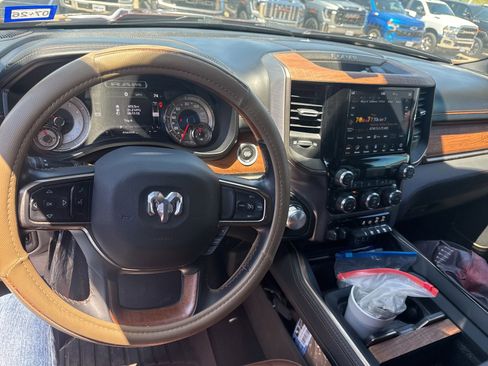 Used 2021 RAM 1500 Limited AWD/4WD image 19