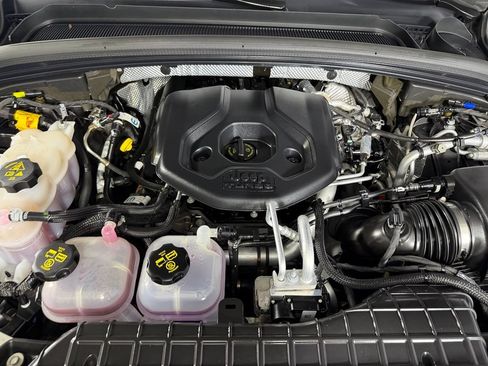 Certified 2022 Jeep Grand Cherokee Overland AWD/4WD image 33