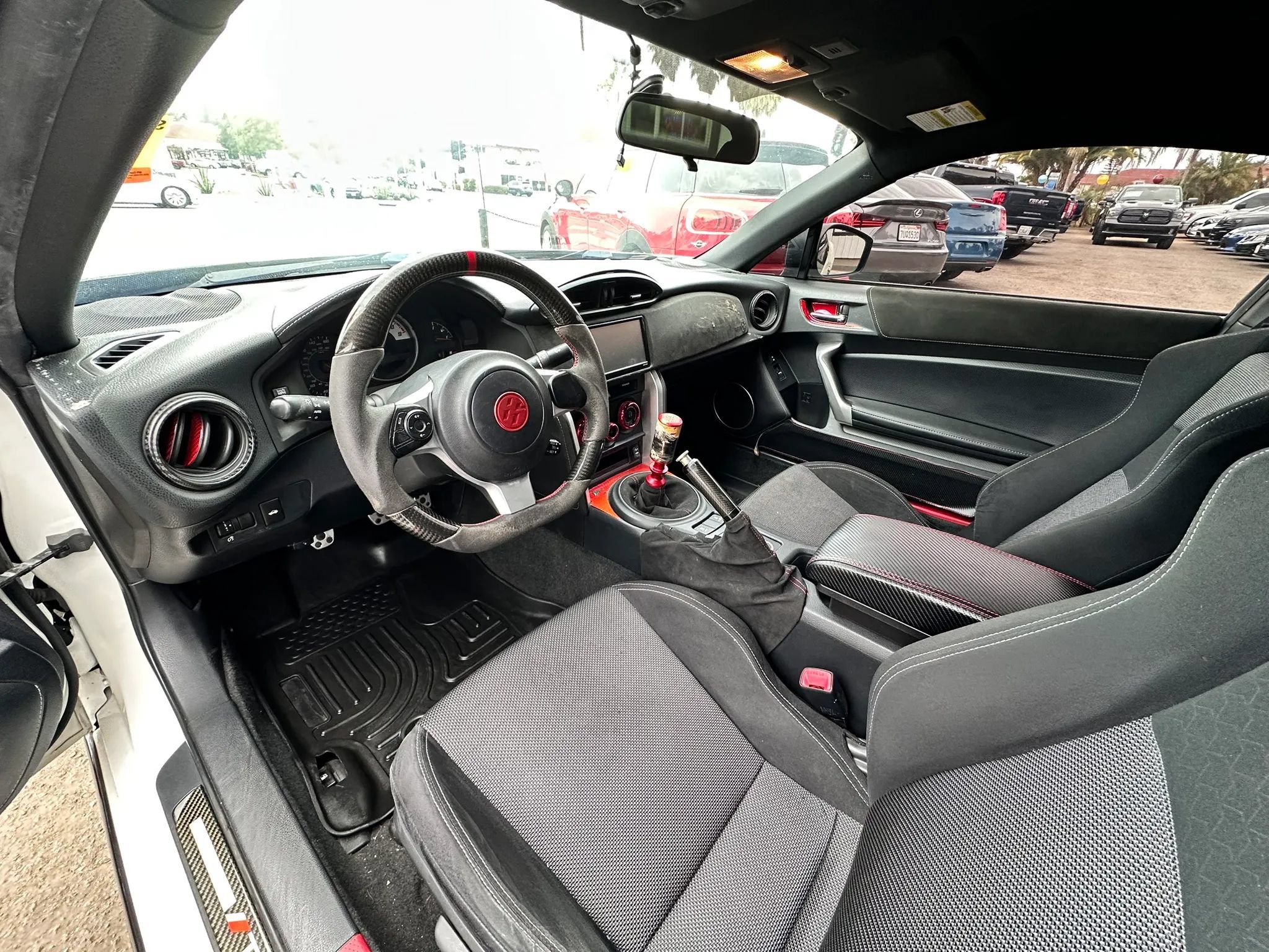 Used 2017 Toyota 86 RWD image 31
