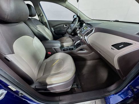 Used 2010 Hyundai Tucson Limited FWD image 32
