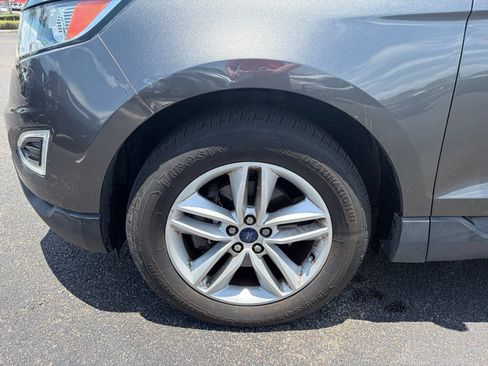Used 2018 Ford Edge SEL w/ Equipment Group 201A FWD image 12