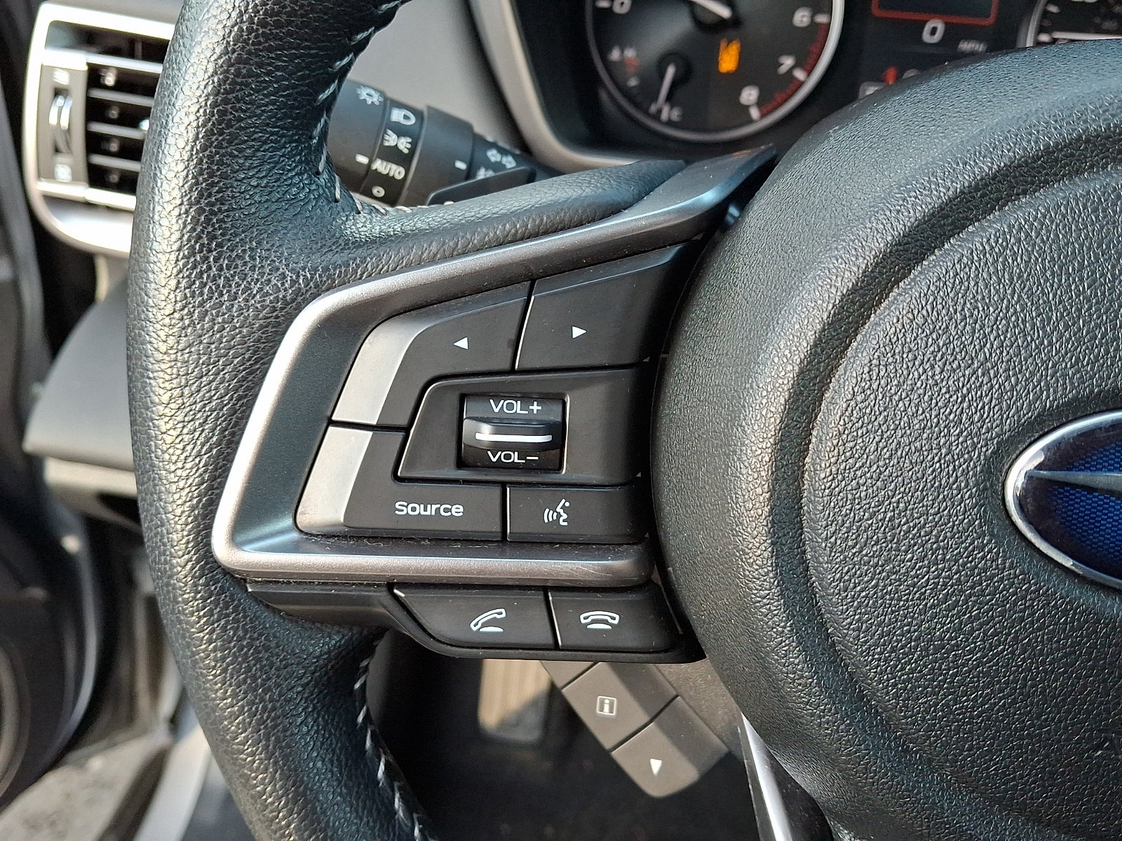 Used 2022 Subaru Outback Limited AWD/4WD image 20