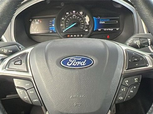 Certified 2024 Ford Edge SEL image 31