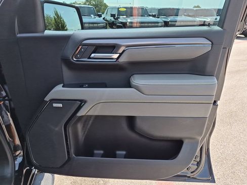 Used 2025 Chevrolet Silverado 1500 ZR2 w/ Technology Package AWD/4WD image 42