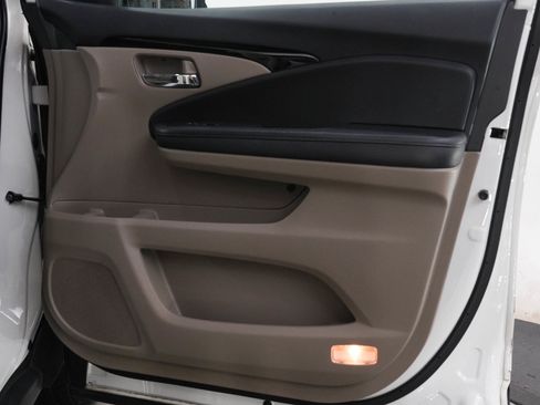 Used 2018 Honda Pilot Elite image 10