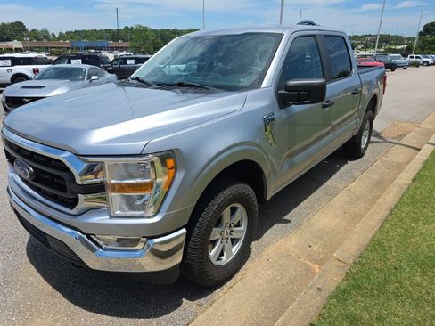 Used 2021 Ford F150 XLT AWD/4WD image 1