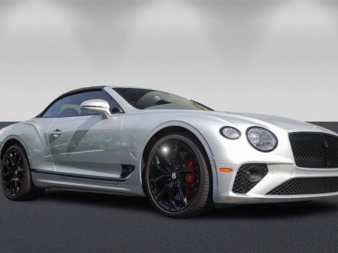 Used 2024 Bentley Continental GT Speed image 9