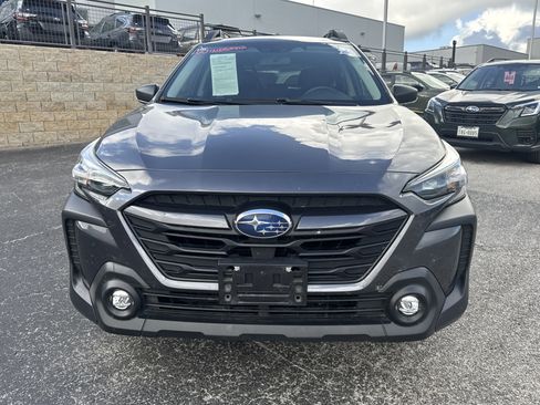Certified 2025 Subaru Outback image 8