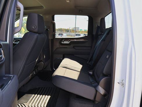 New 2026 GMC Sierra 1500 Elevation image 13