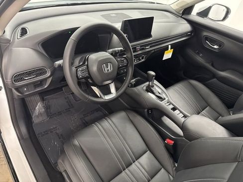 New 2026 Honda HR-V EX-L image 18