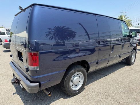 Used 2006 Ford E-150 and Econoline 150 RWD image 6