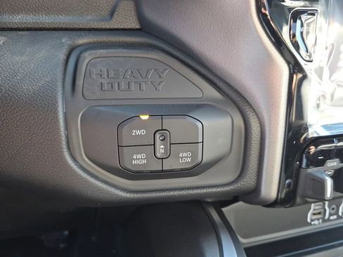 New 2026 RAM 2500 Big Horn AWD/4WD image 20