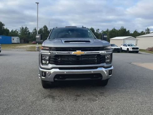 New 2026 Chevrolet Silverado 3500 LT w/ All Star Edition image 3
