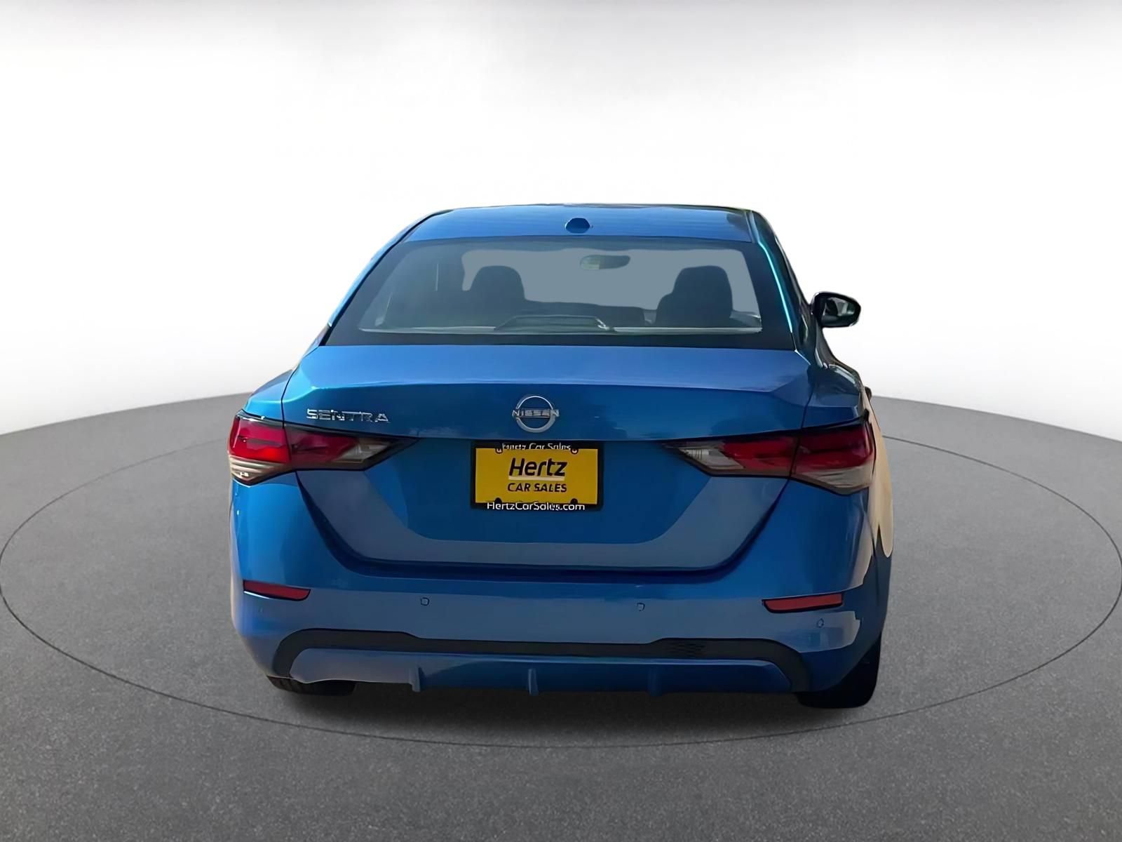 Used 2025 Nissan Sentra SV FWD image 14