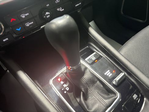 Used 2024 Jeep Compass Latitude image 22