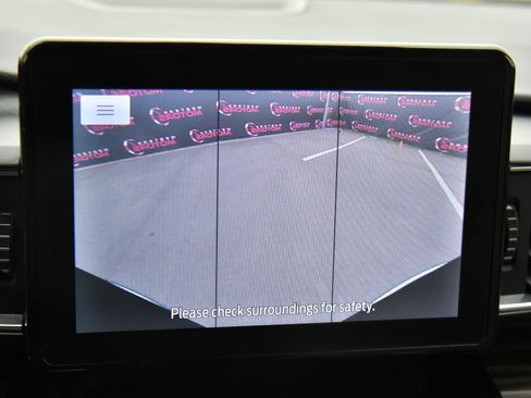 Used 2021 Ford Explorer Limited w/ Equipment Group 301A image 23