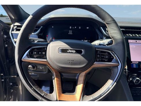New 2025 Jeep Grand Cherokee L Summit image 13