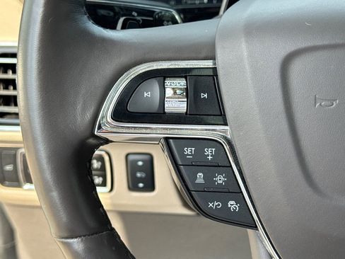 Used 2024 Lincoln Navigator Reserve AWD/4WD image 35