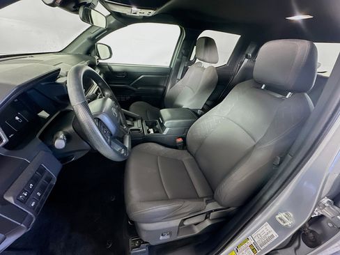 Used 2025 Toyota Tacoma SR RWD image 13