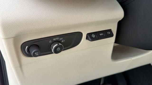 Certified 2023 Buick Envision Avenir AWD/4WD image 10