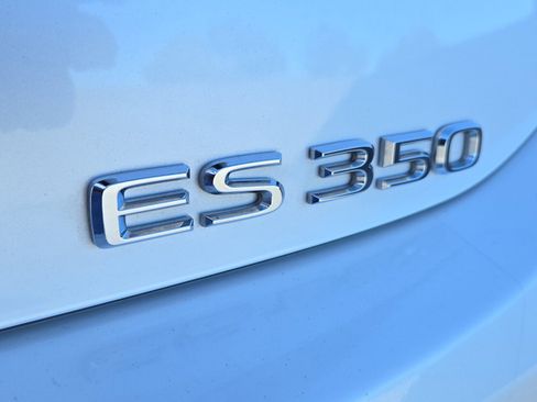 New 2025 Lexus ES 350 w/ Premium Package image 12