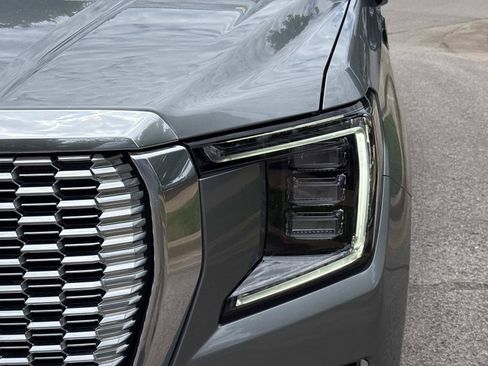 Used 2024 GMC Yukon Denali w/ Max Trailering Package AWD/4WD image 10