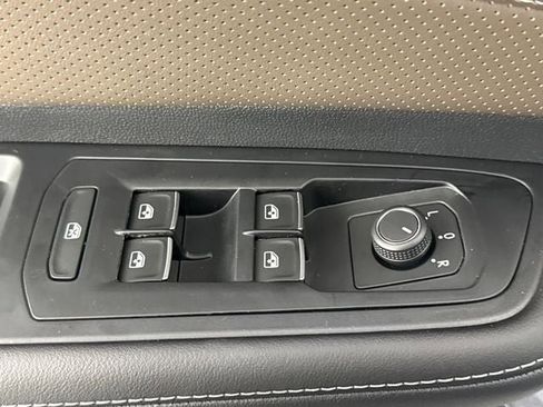 New 2026 Volkswagen Atlas SEL AWD/4WD image 25