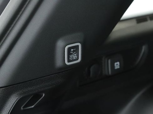 New 2026 Jeep Grand Cherokee Laredo AWD/4WD image 19