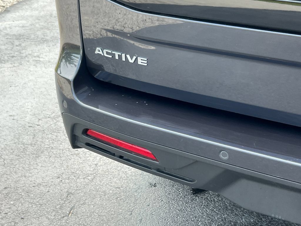 Used 2025 Ford Expedition Active RWD image 20