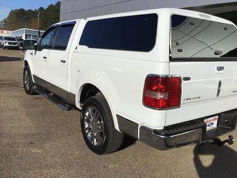 Used 2007 Lincoln Mark LT 4x4 image 17