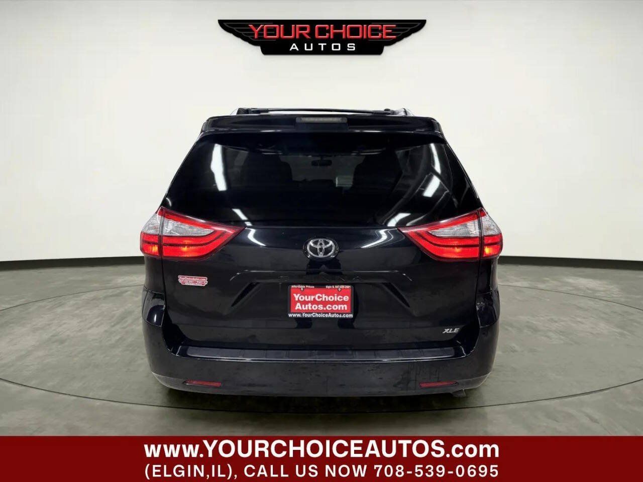 Used 2015 Toyota Sienna XLE FWD image 4