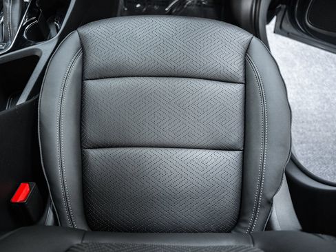 Used 2023 Buick Encore GX Essence w/ Experience Buick Package image 35