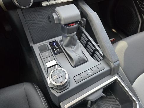 New 2025 Toyota Tacoma TRD Off-Road image 19