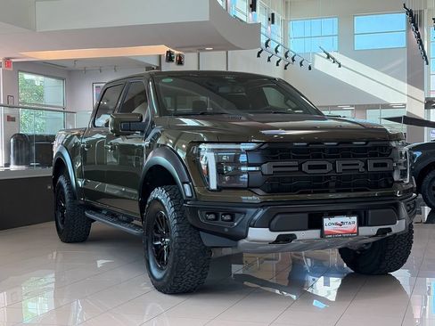 Used 2025 Ford F150 Raptor AWD/4WD image 2