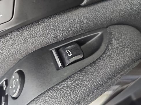 Used 2020 BMW X5 sDrive40i w/ Premium Package RWD image 41