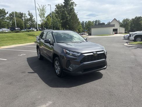 Used 2025 Toyota RAV4 XLE w/ Convenience Package AWD/4WD image 2