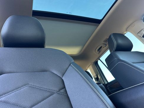 New 2026 Volkswagen Atlas SE image 16