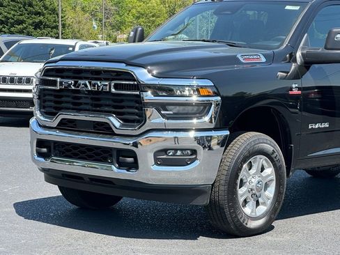 New 2025 RAM 2500 Big Horn image 33