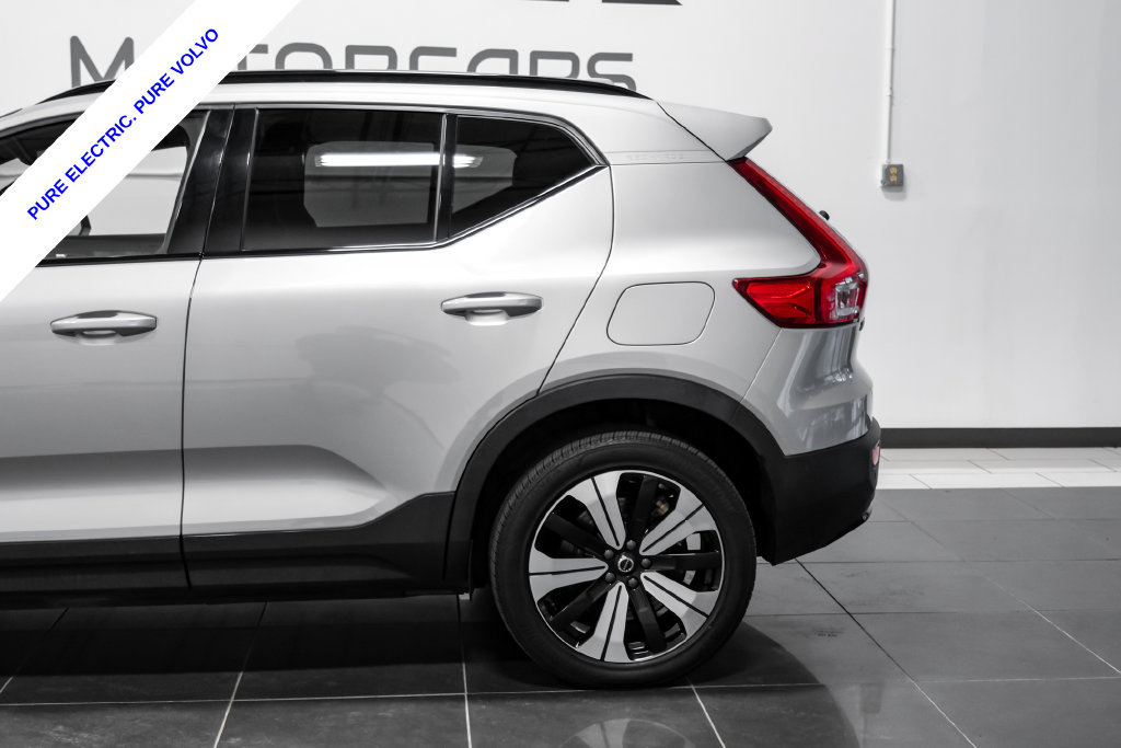Used 2023 Volvo XC40 Recharge Plus AWD/4WD image 14