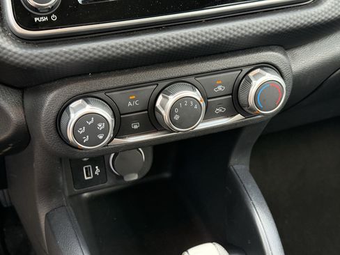 Used 2024 Nissan Kicks S FWD image 23