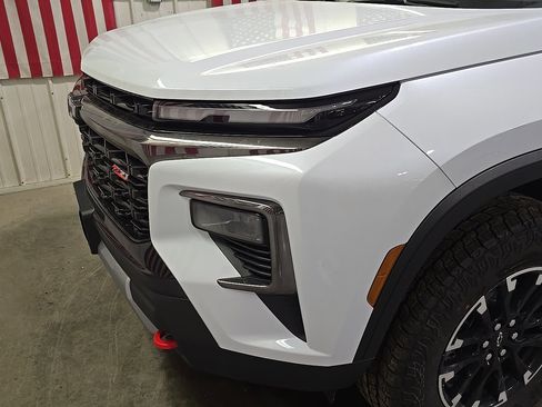 New 2026 Chevrolet Traverse Z71 w/ Driver Confidence Package image 6