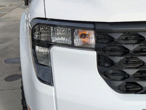 New 2026 Ford Maverick XLT AWD/4WD image 10