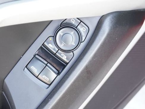 Used 2023 Chevrolet Camaro LT image 17