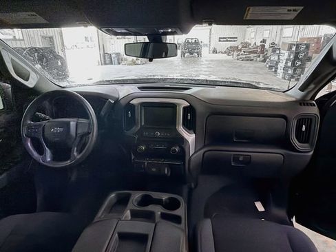 Used 2020 Chevrolet Silverado 1500 Custom Trail Boss w/ Custom Convenience Package AWD/4WD image 10