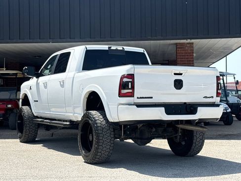 Used 2021 RAM 2500 Laramie w/ Night Edition AWD/4WD image 7