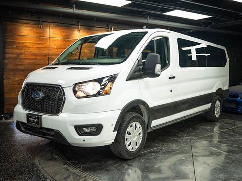 Used 2025 Ford Transit 350 XLT RWD image 2