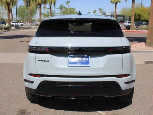 Used 2024 Land Rover Range Rover Evoque S AWD/4WD image 5