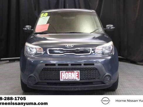 Used 2014 Kia Soul + image 2