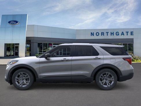 New 2026 Ford Explorer Active w/ Active Comfort Package image 4